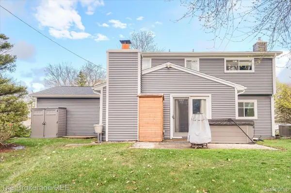 706 Salem DR, Davison, MI 48423