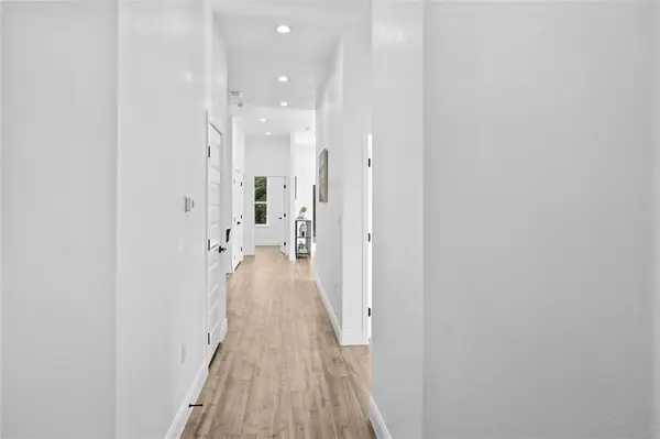 310 Outboard Drive, Gun Barrel City, TX 75156