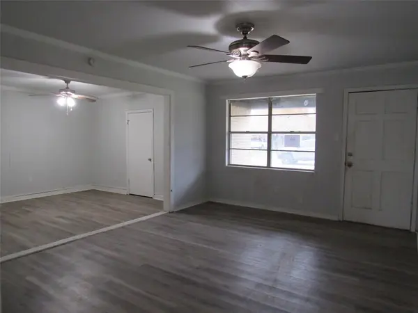 218 Virginia Drive, Lacy Lakeview, TX 76705