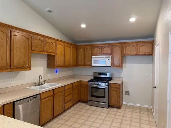 6360 Geneva Lane, Fort Worth, TX 76131