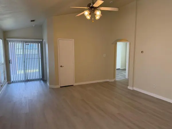 6360 Geneva Lane, Fort Worth, TX 76131