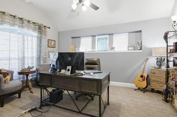 633 Retama Drive, Fort Worth, TX 76108