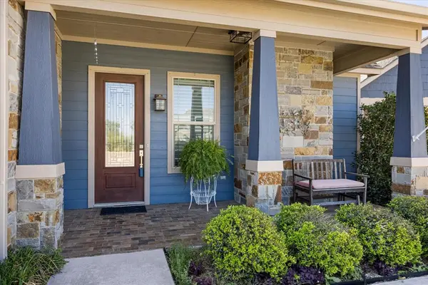 122 King Arthur Court, Glen Rose, TX 76043