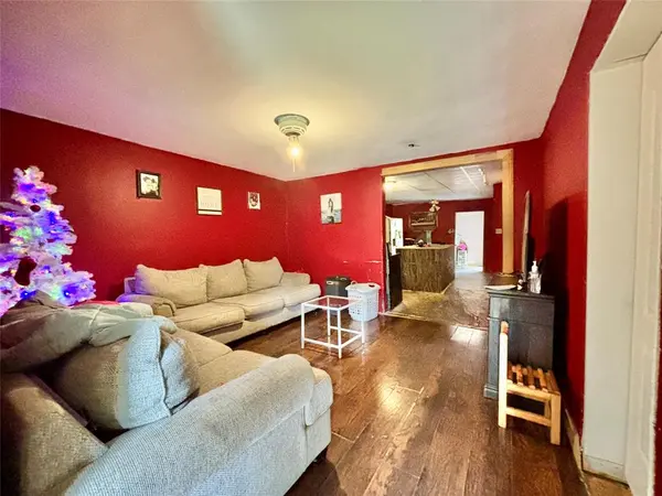 1315 Strickland Street, Bellmead, TX 76705