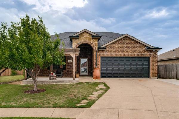 612 W Grove Circle, Anna, TX 75409