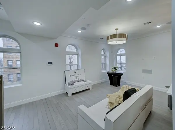 133 Clifton Pl #2, Jersey City, NJ 07304