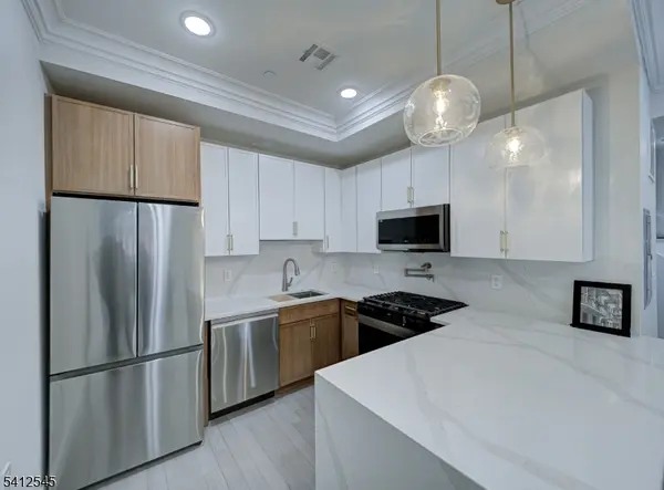 133 Clifton Pl #2, Jersey City, NJ 07304