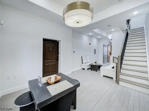 133 Clifton Pl #3, Jersey City, NJ 07304