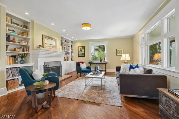 43 Ridgewood Terrace, Maplewood Twp., NJ 07040