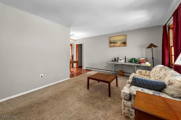 6 Jay Rd, Vernon Twp., NJ 07422