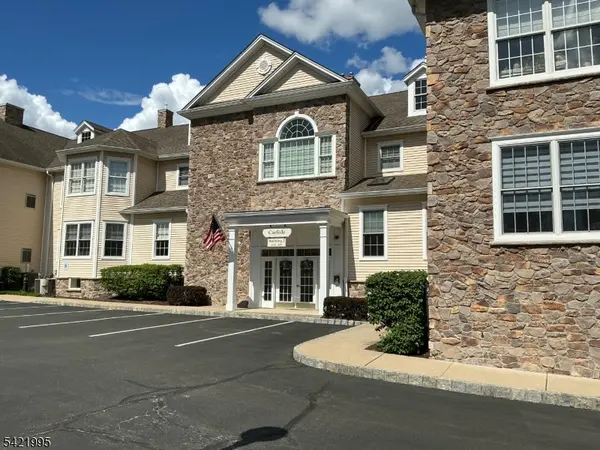 58 Brooklake Road Unit 21 #21, Florham Park Boro, NJ 07932