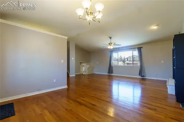 5560 Whimsical DR, Colorado Springs, CO 80917