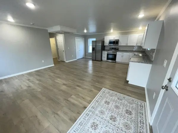 913 Pine AVE, Alma, MI 48801