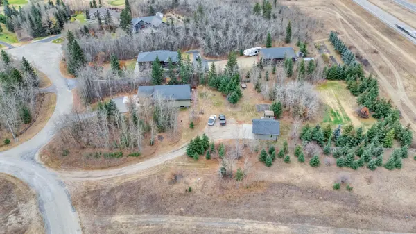 15 Creek RD, Rural Ponoka County, AB T4J 1R3