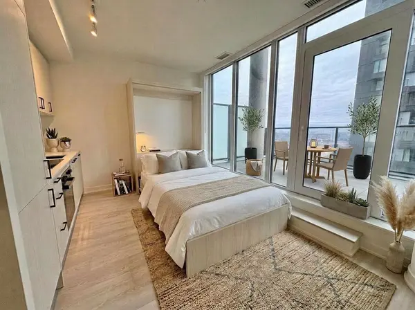 1 Quarrington LN #2805, Toronto C13, ON M3C 0S4