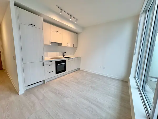 1 Quarrington LN #2805, Toronto C13, ON M3C 0S4