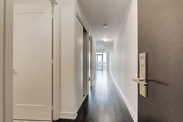 330 Richmond ST W #810, Toronto C01, ON M5V 1X2