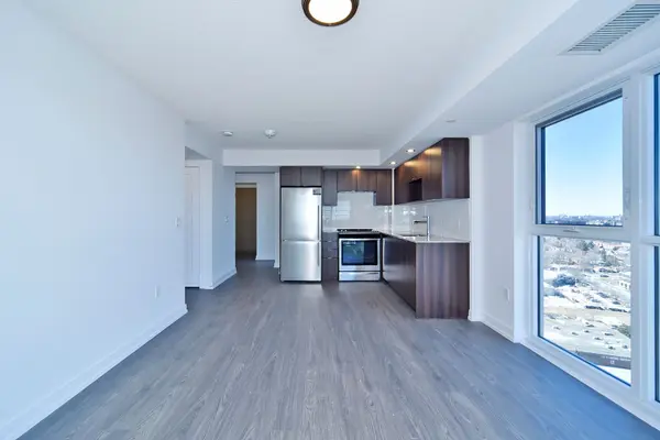 225 Village Green SQ #2402, Toronto E07, ON M1S 0L3