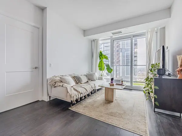 7895 Jane ST #3510, Vaughan, ON L4K 2M7