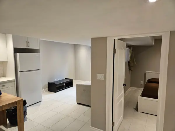 121 Badessa CIR #Lower, Vaughan, ON L4J 6E2