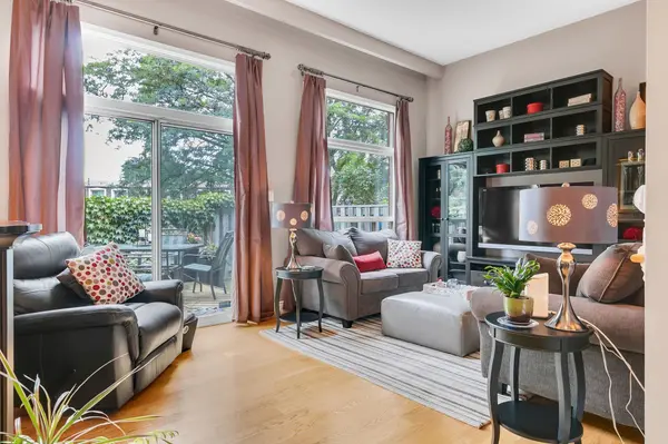 74 Silver Shadow PATH, Toronto W08, ON M9C 4Y2