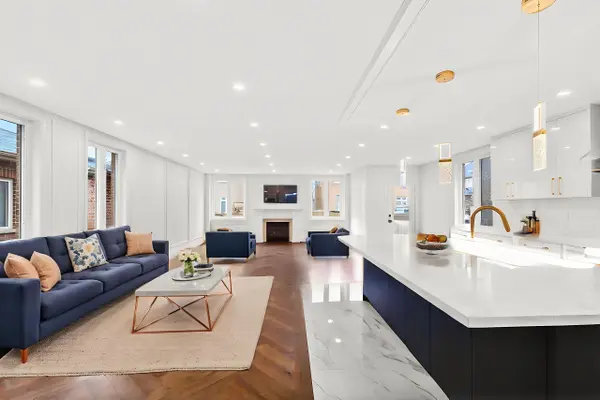 5180 Littlebend DR, Mississauga, ON L5M 8B7