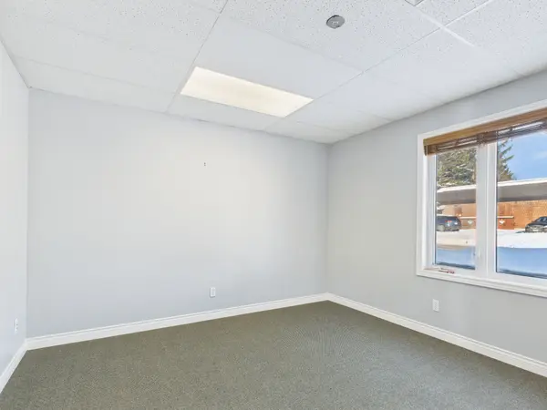 414 10th ST, Hanover, ON N4N 1P6