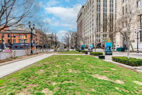 112 King ST E #905, Hamilton, ON L8N 1A8