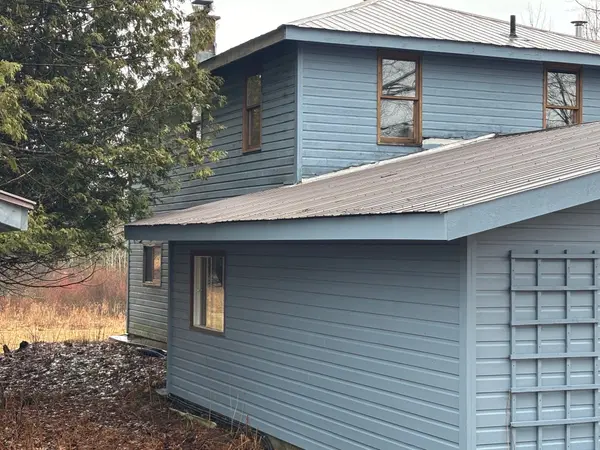 98 Kennedy RD, Carlow/mayo, ON K0L 1G0