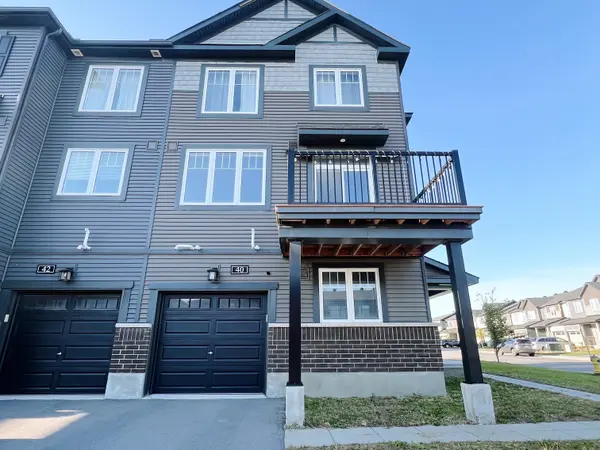 40 TEELIN CIR, Barrhaven, ON K2J 6V1