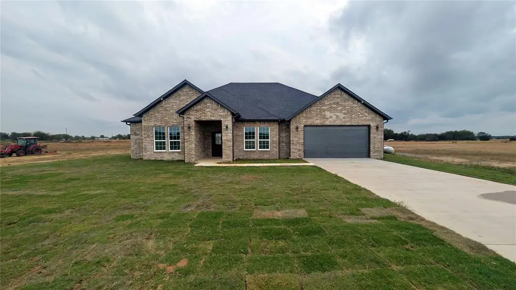 235 Private Road #5440, Point, TX 75472