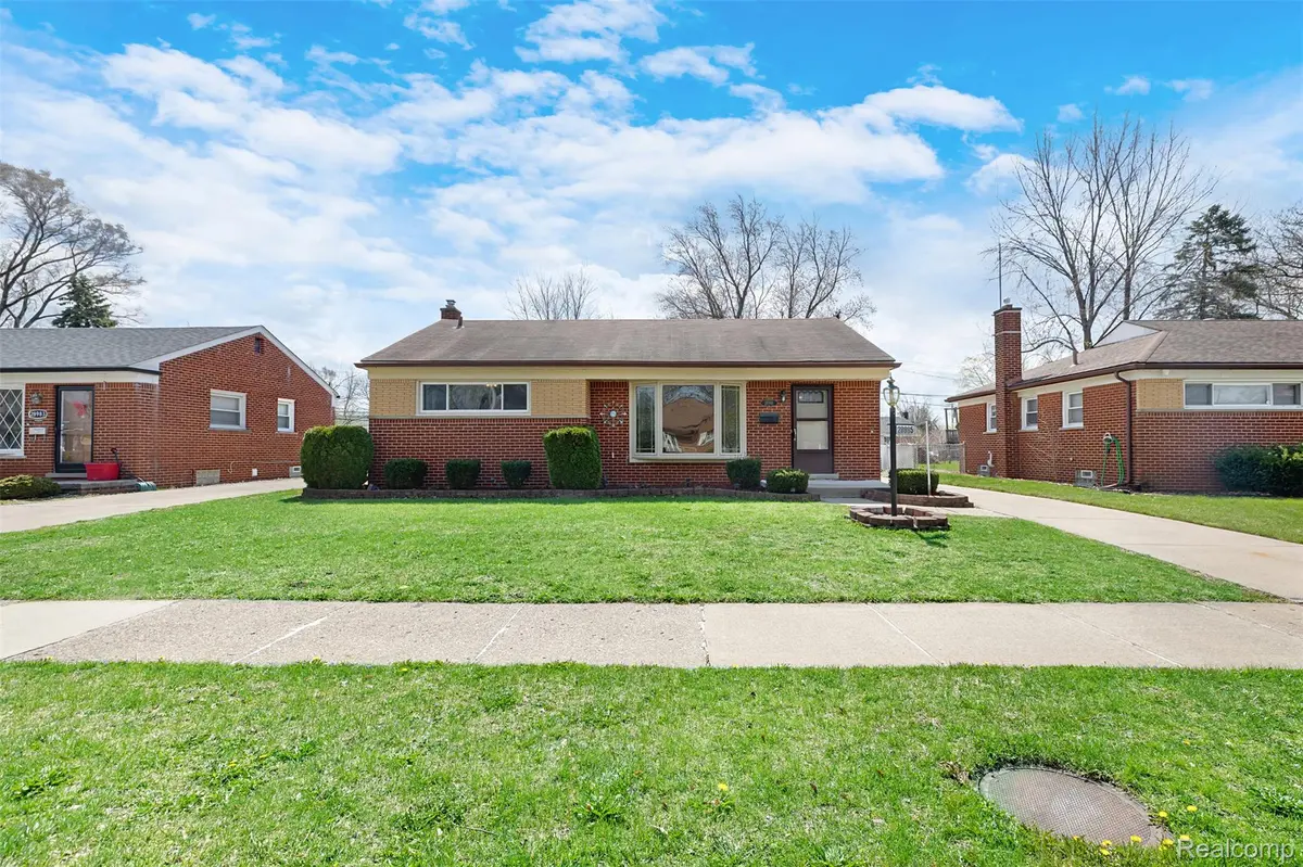 28995 Hathaway ST, Livonia, MI 48150