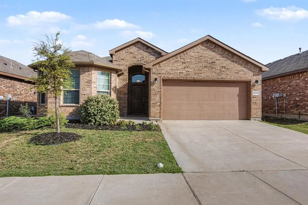 9312 Belle River Trail, Fort Worth, TX 76177