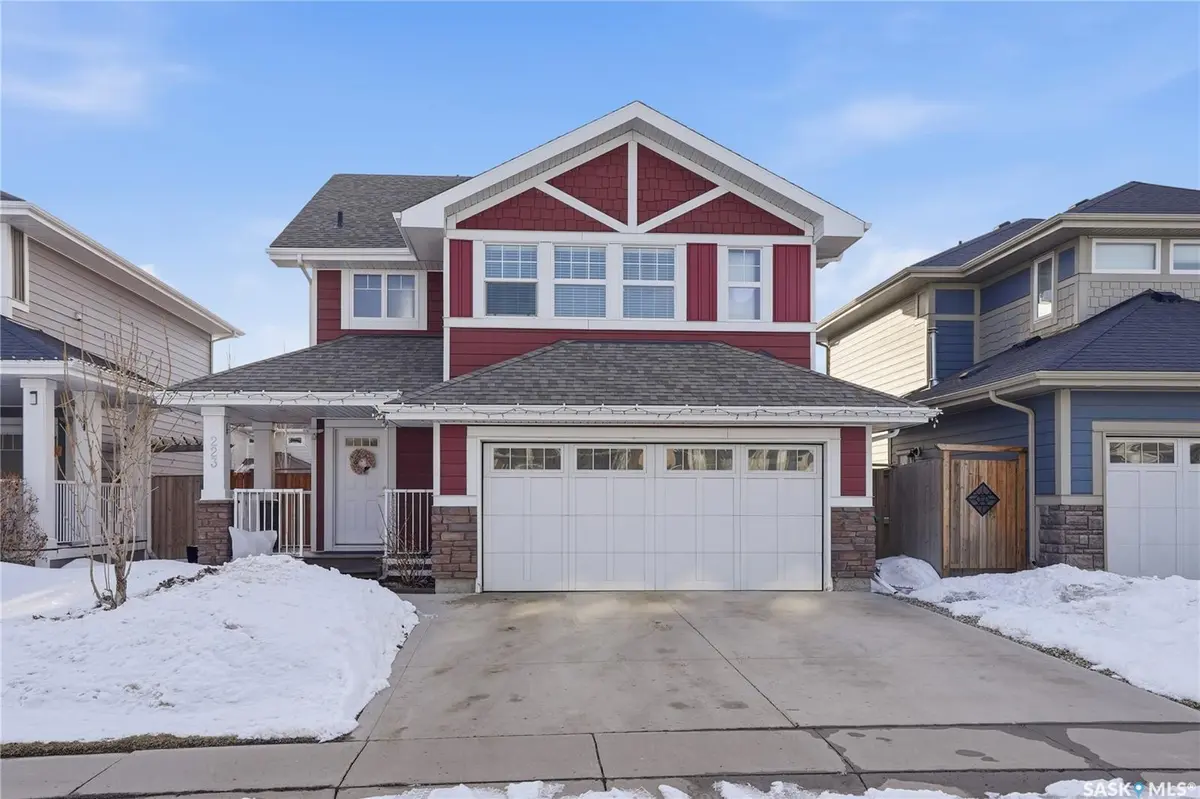 223 Eaton CRESCENT, Saskatoon, SK S7V 0H4