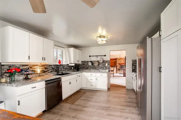 8780 Dixie HWY, Birch Run Township, MI 48415