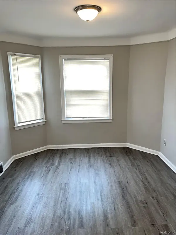 15494 Mapleridge ST, Detroit, MI 48205