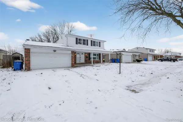 30310 Valenti DR, Warren, MI 48088