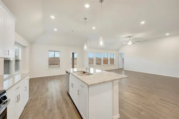 118 Hudson Lane, Justin, TX 76247