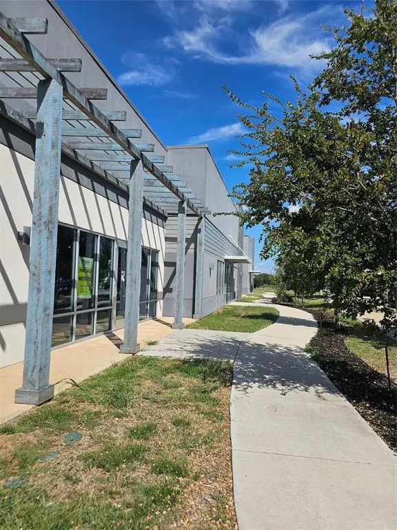 8617 Sunset Boulevard, Rowlett, TX 75088