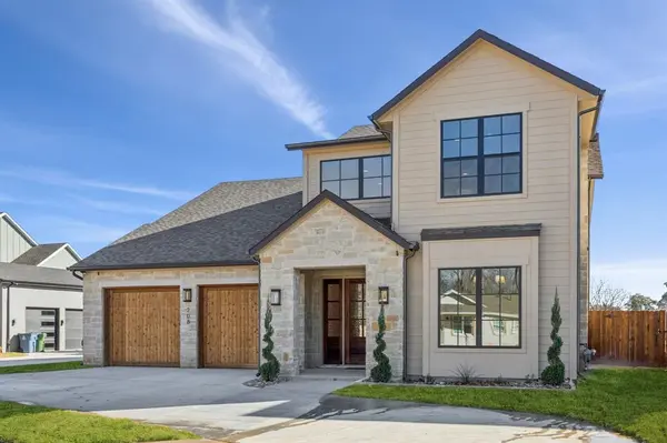 208 Pecan Street, Roanoke, TX 76262