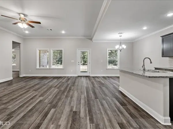 9436 N Pointe Circle, Greenwood, LA 71033