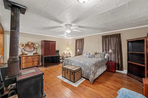 1476 FM 219, Clifton, TX 76634