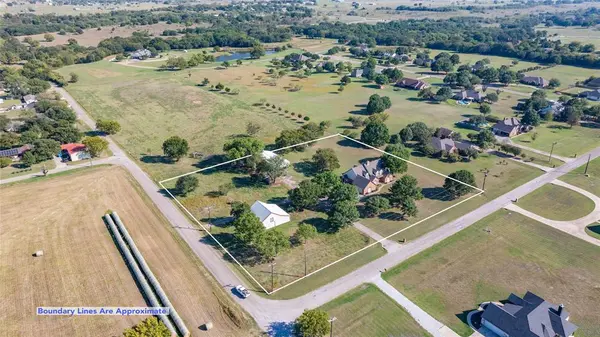 476 County Road 260, Gainesville, TX 76240