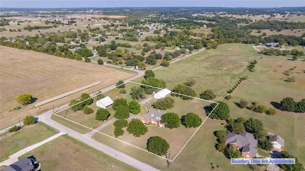 476 County Road 260, Gainesville, TX 76240