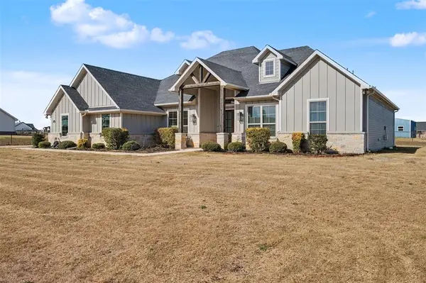 6334 Rustic Edge Street, Godley, TX 76044