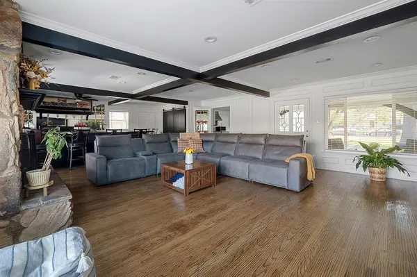 9207 Angora Street, Dallas, TX 75218