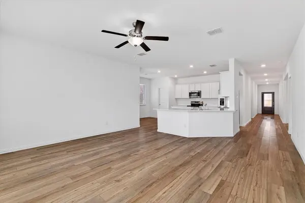 11500 Woody Creek Trail, Aubrey, TX 76227