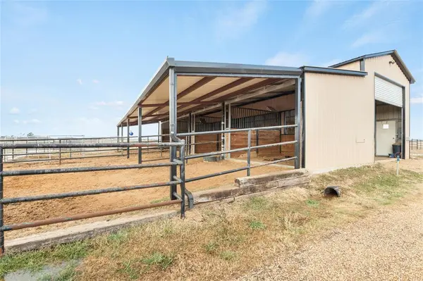 2290 Brooks Lane, Sadler, TX 76264