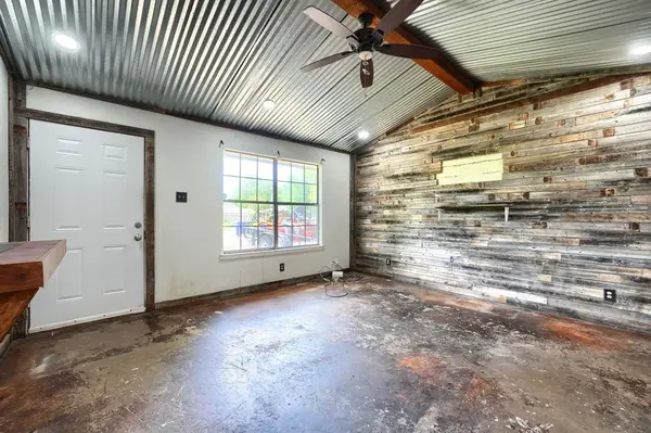 736 Thedford Road, Seagoville, TX 75159