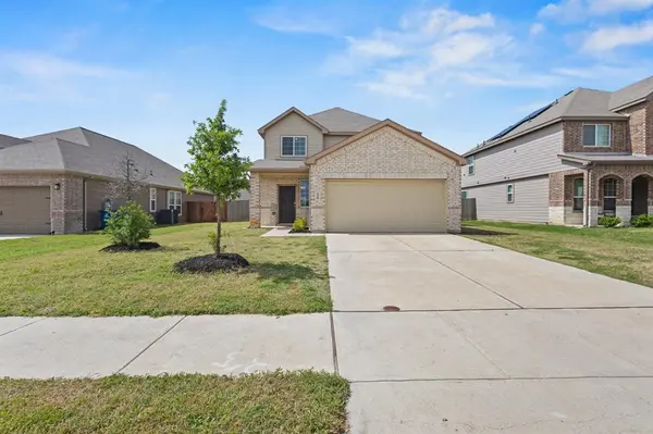 1329 Wentwood Drive, Desoto, TX 75115
